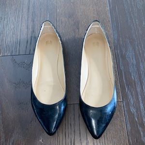 Black Ballet flats